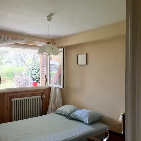 Chambre Avec Vue Sur Jardin Charnay-les-Macon Exterior photo