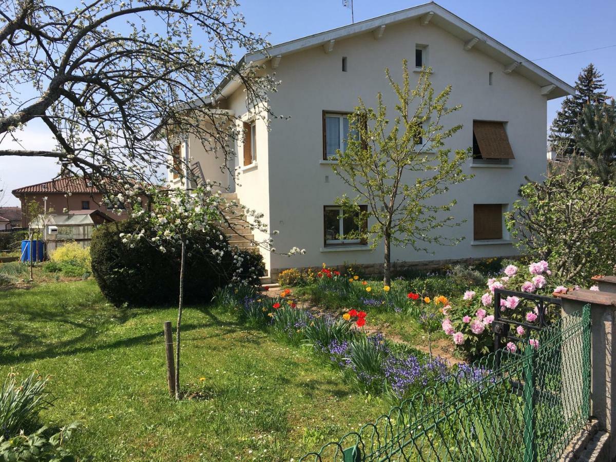 Avec Vue Sur Jardin Homestay Charnay-les-Macon